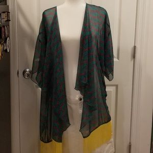 🆕️LuLaRoe duck print Monroe kimono